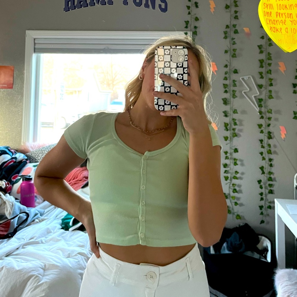 BRANDY MELVILLE button top